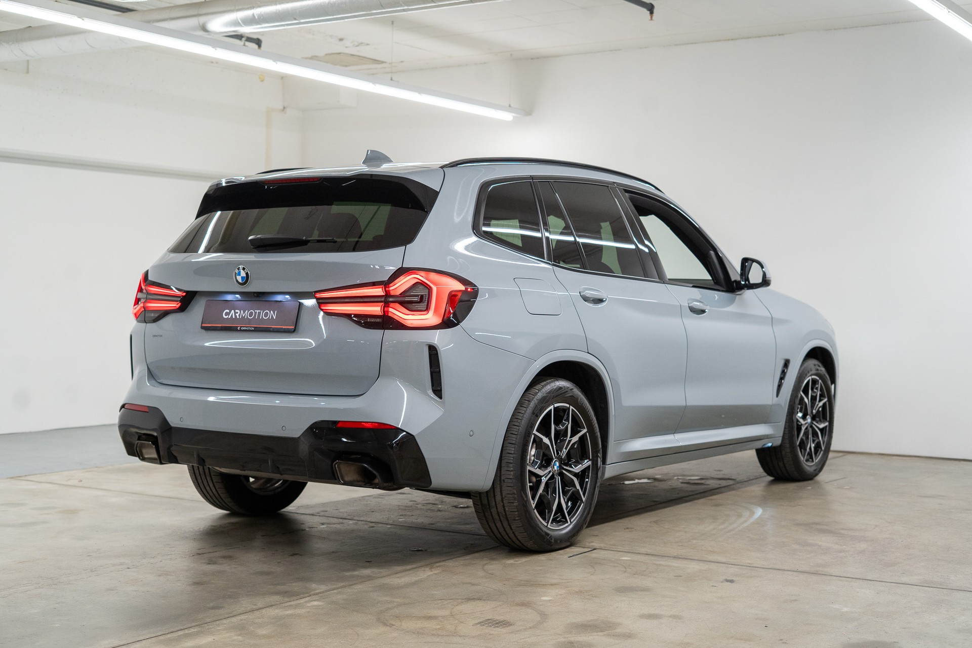 BMW X3 20i xDrive M Sport-showroom-element-3