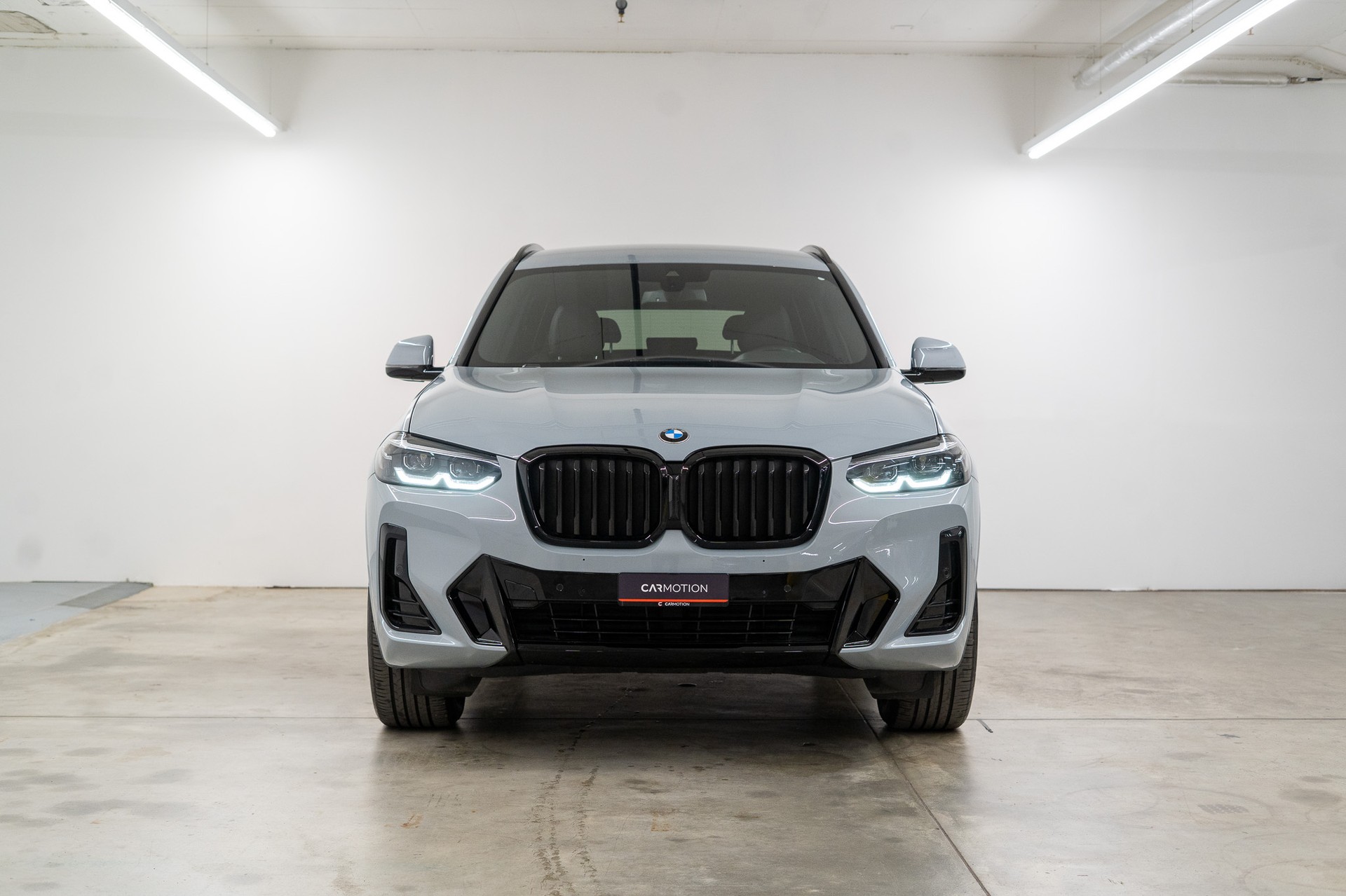 BMW X3 20i xDrive M Sport-showroom-element-1