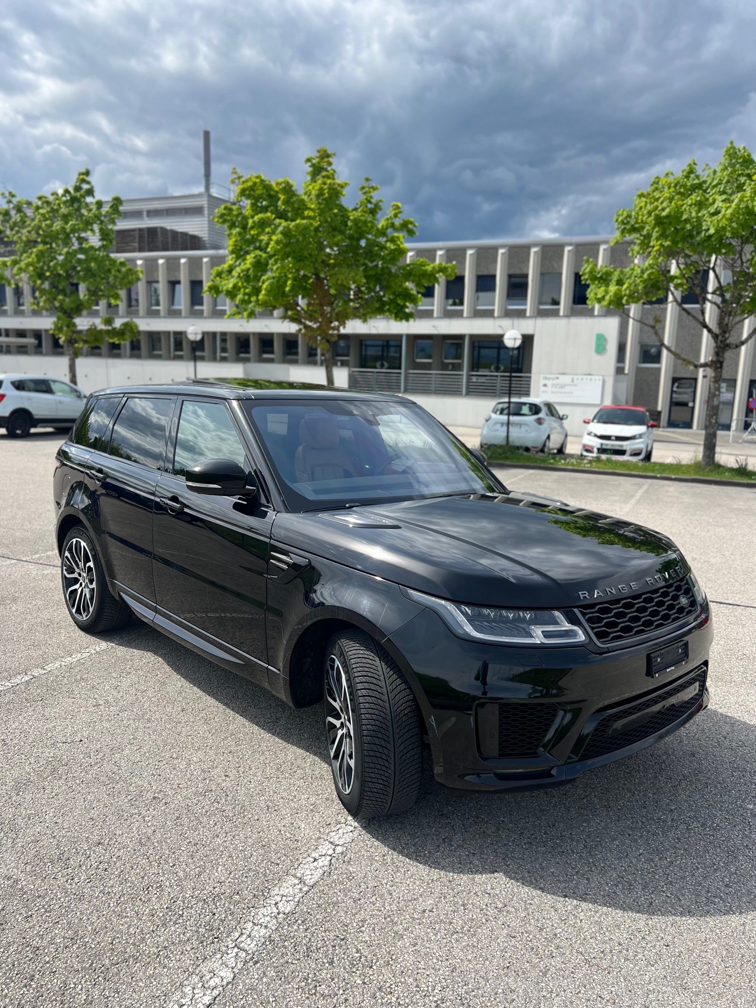 LAND ROVER Range Rover Sport P400 3.0 I6 MHEV HSE Automatic-showroom-element-1