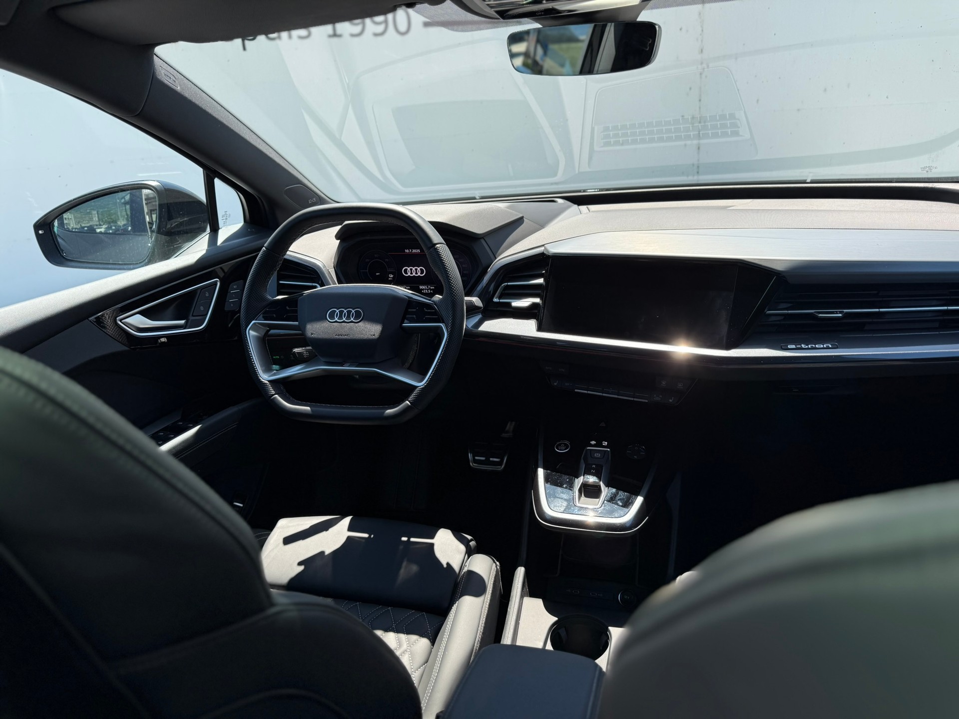 AUDI Q4 Sportback e-tron 45 Attraction quattro-image-9
