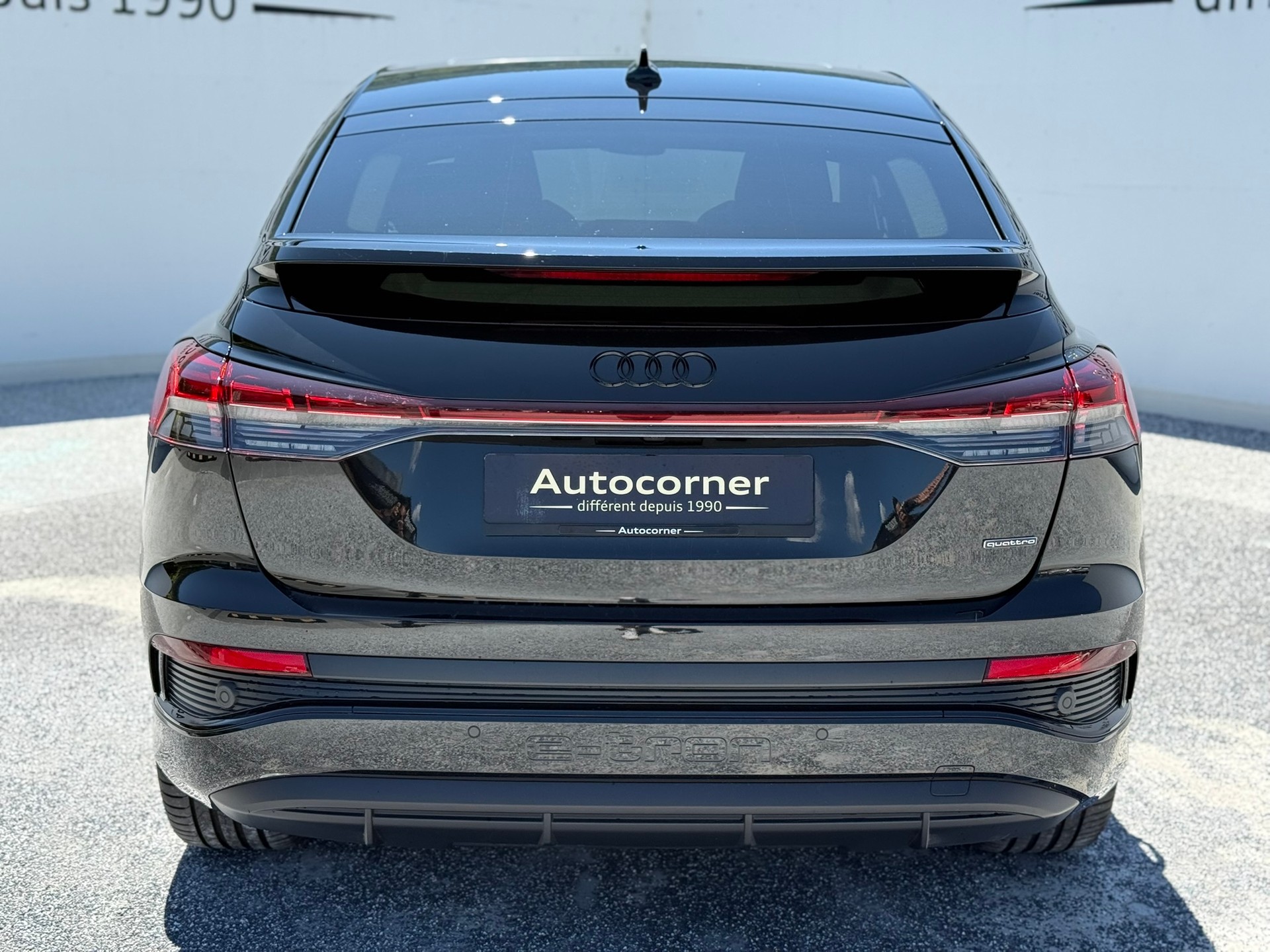 AUDI Q4 Sportback e-tron 45 Attraction quattro-showroom-element-3