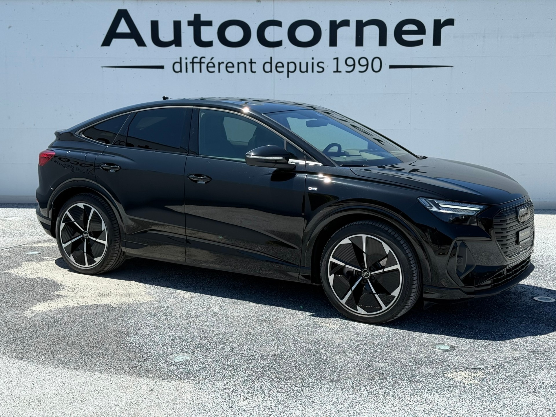 AUDI Q4 Sportback e-tron 45 Attraction quattro-showroom-element-1