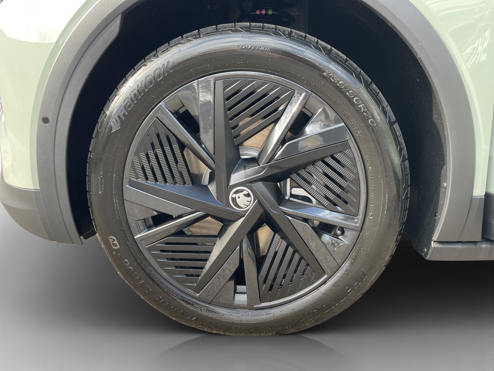 SKODA Elroq 85 RS-image-13