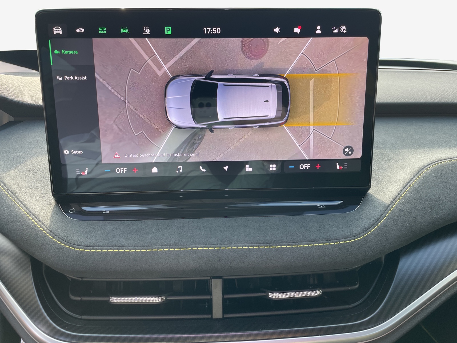 SKODA Elroq 85 RS-image-10