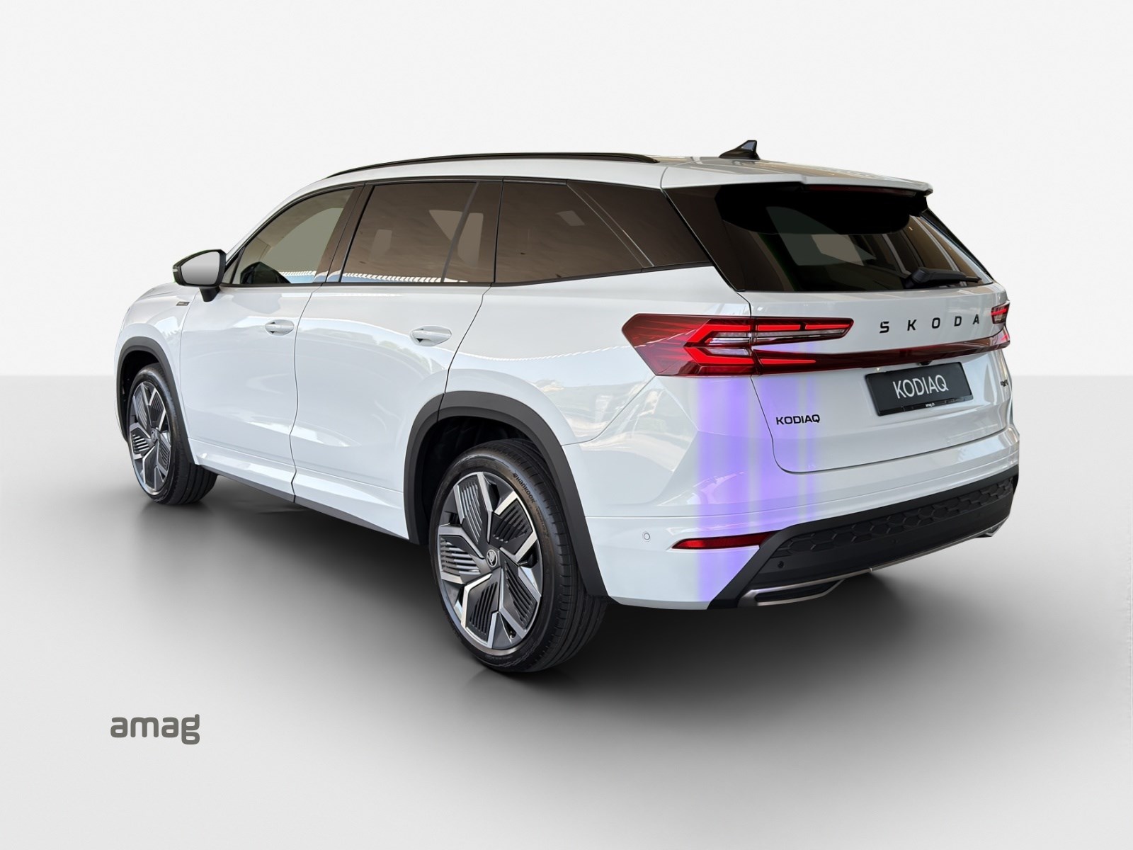 SKODA Kodiaq 2.0 TSI Sportline 4x4-showroom-element-2