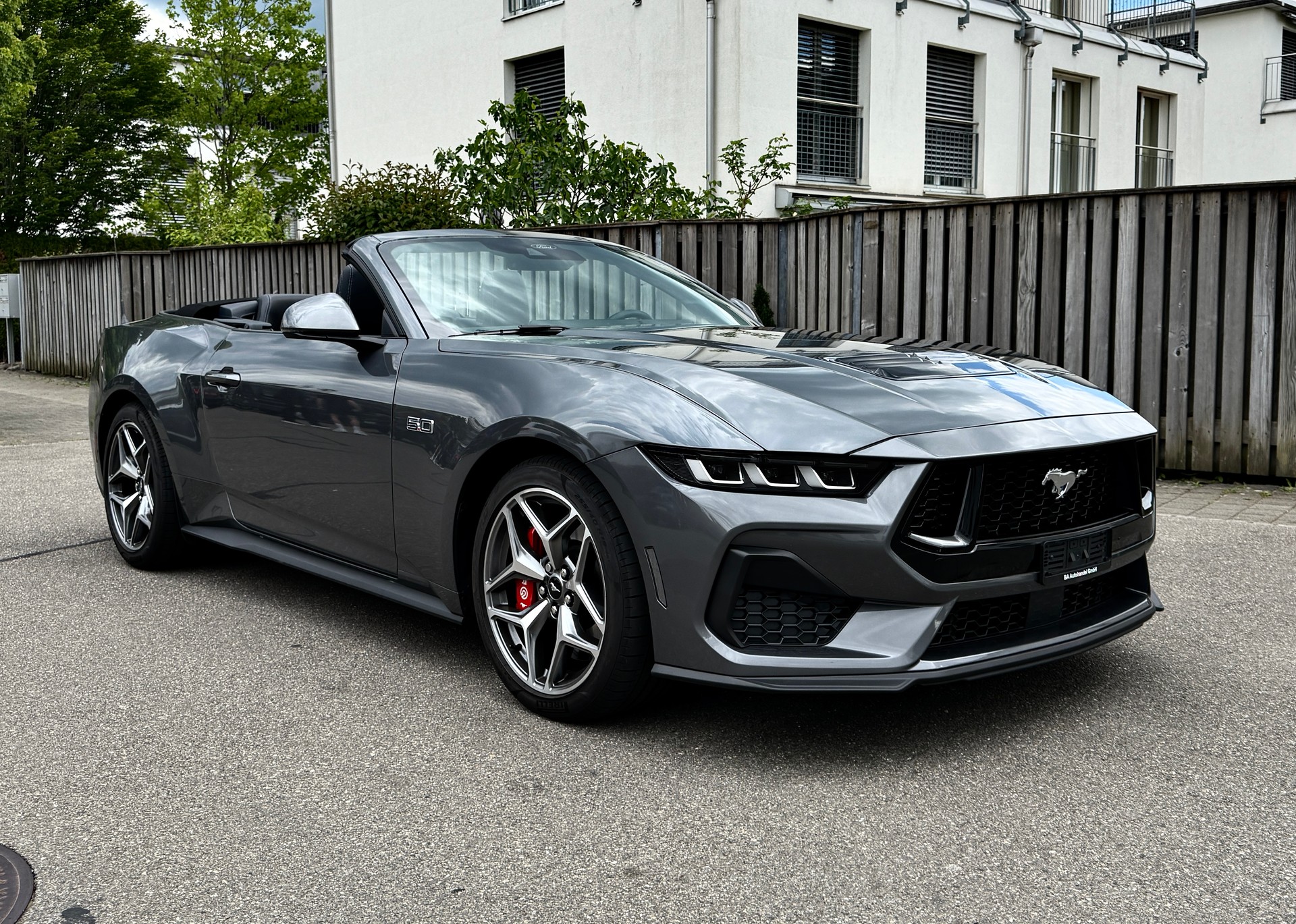 FORD MUSTANG CONVERTIBLE 5.0 V8 GT AUTOMAT