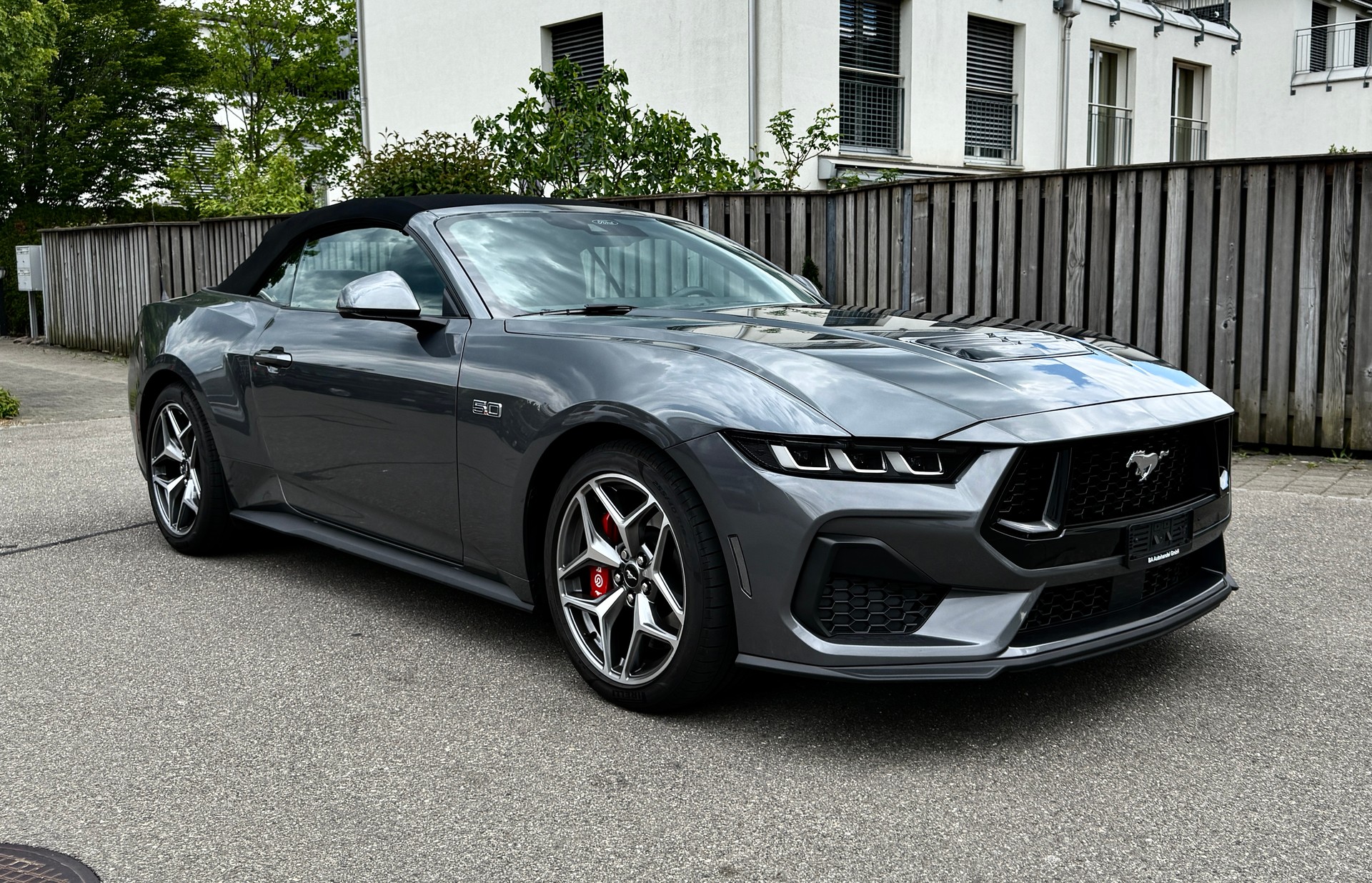 FORD MUSTANG CONVERTIBLE 5.0 V8 GT AUTOMAT-showroom-element-1