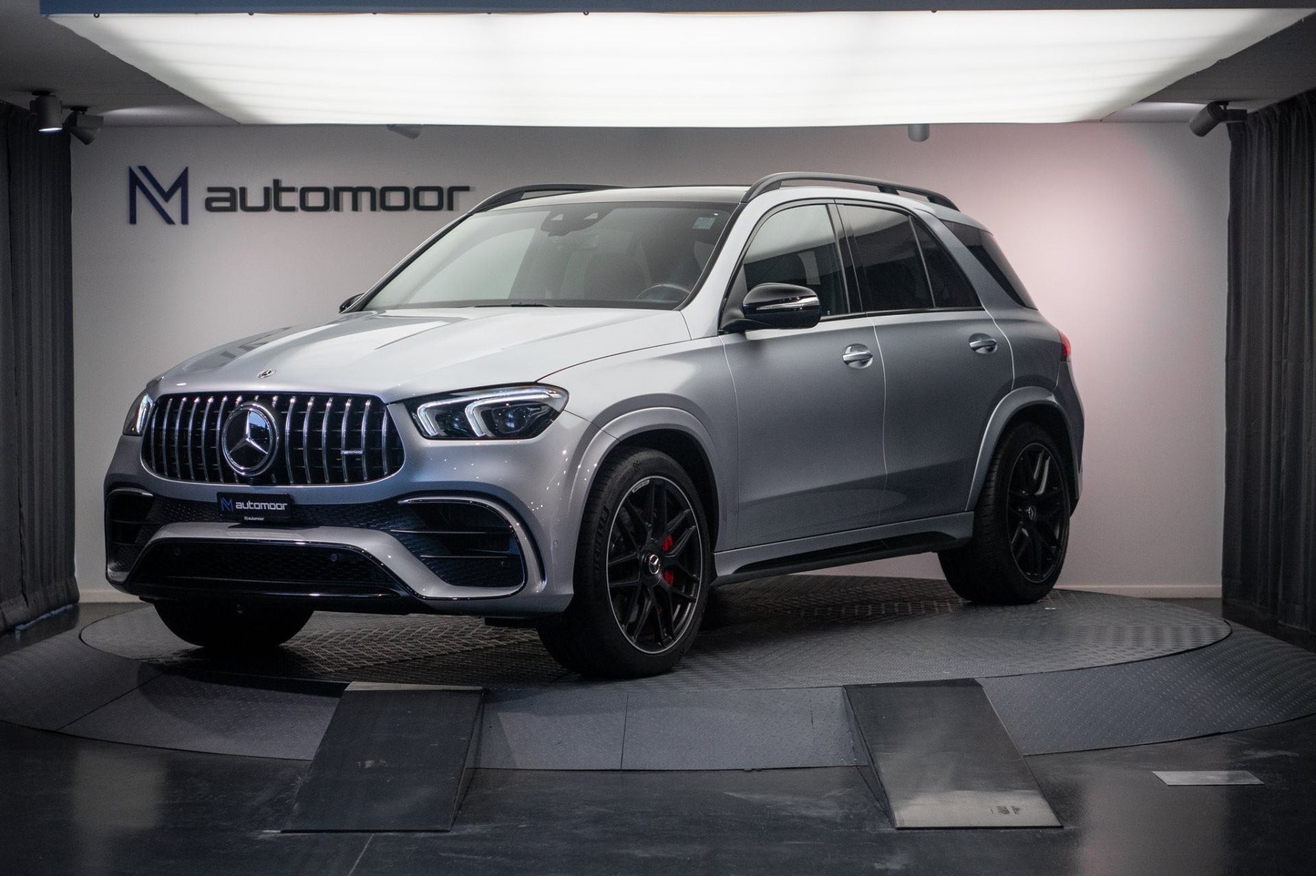 MERCEDES-BENZ GLE 63 AMG 63S 4Matic+ Speedshift *AHK* *Panorama* *Burmester* *Carbon* *Standheizung*