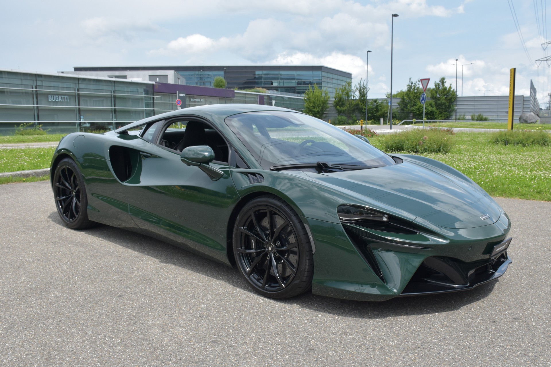 McLAREN ARTURA 3.0 V6