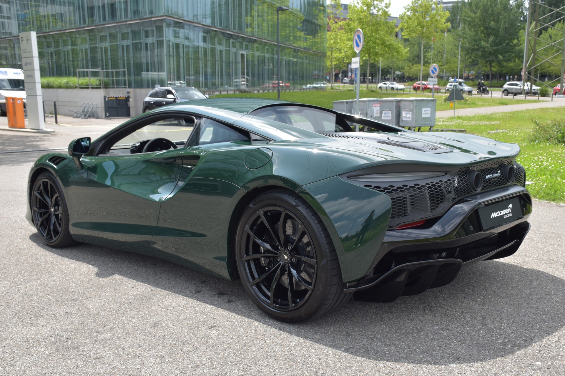 McLAREN ARTURA 3.0 V6-image-4