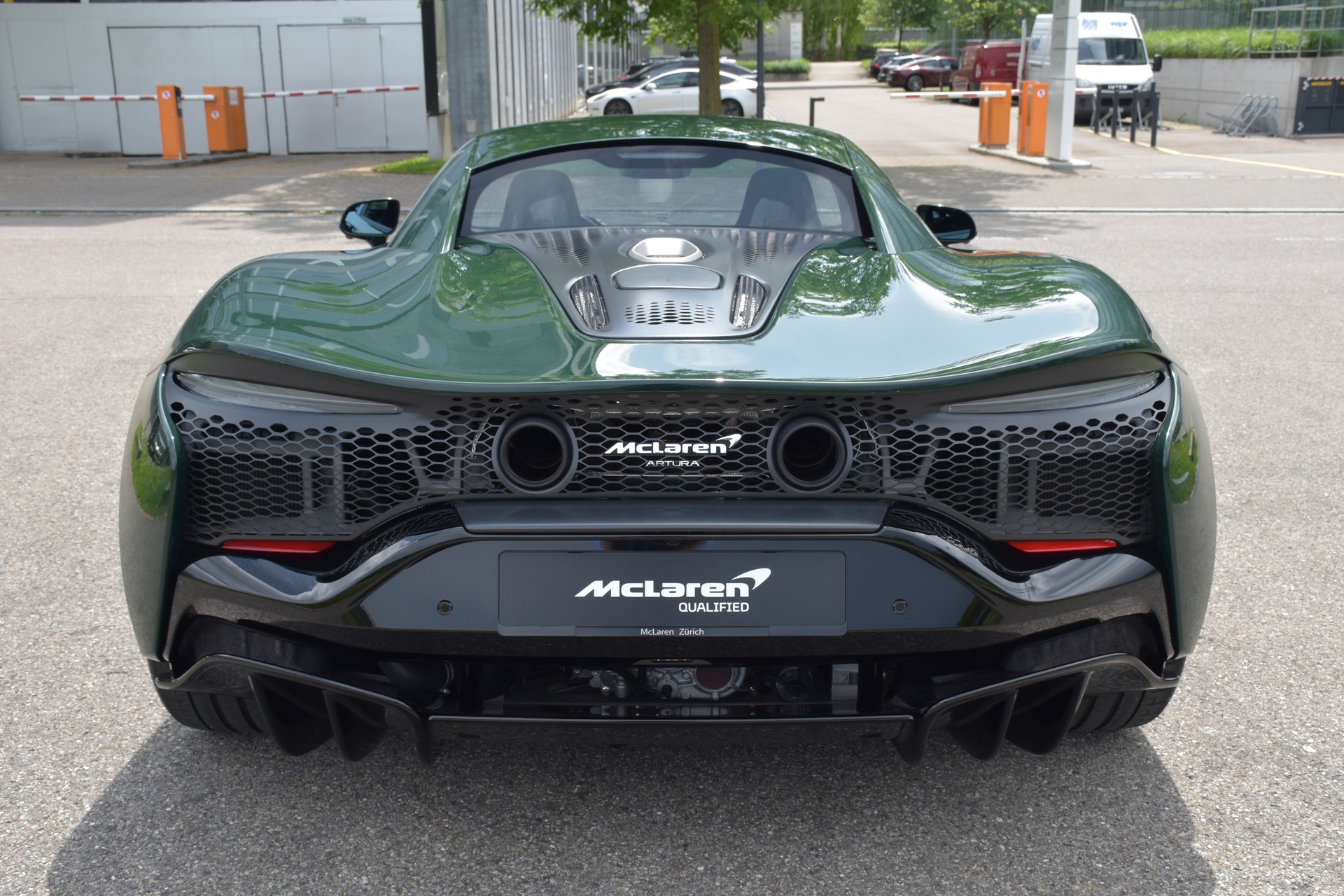 McLAREN ARTURA 3.0 V6-image-5