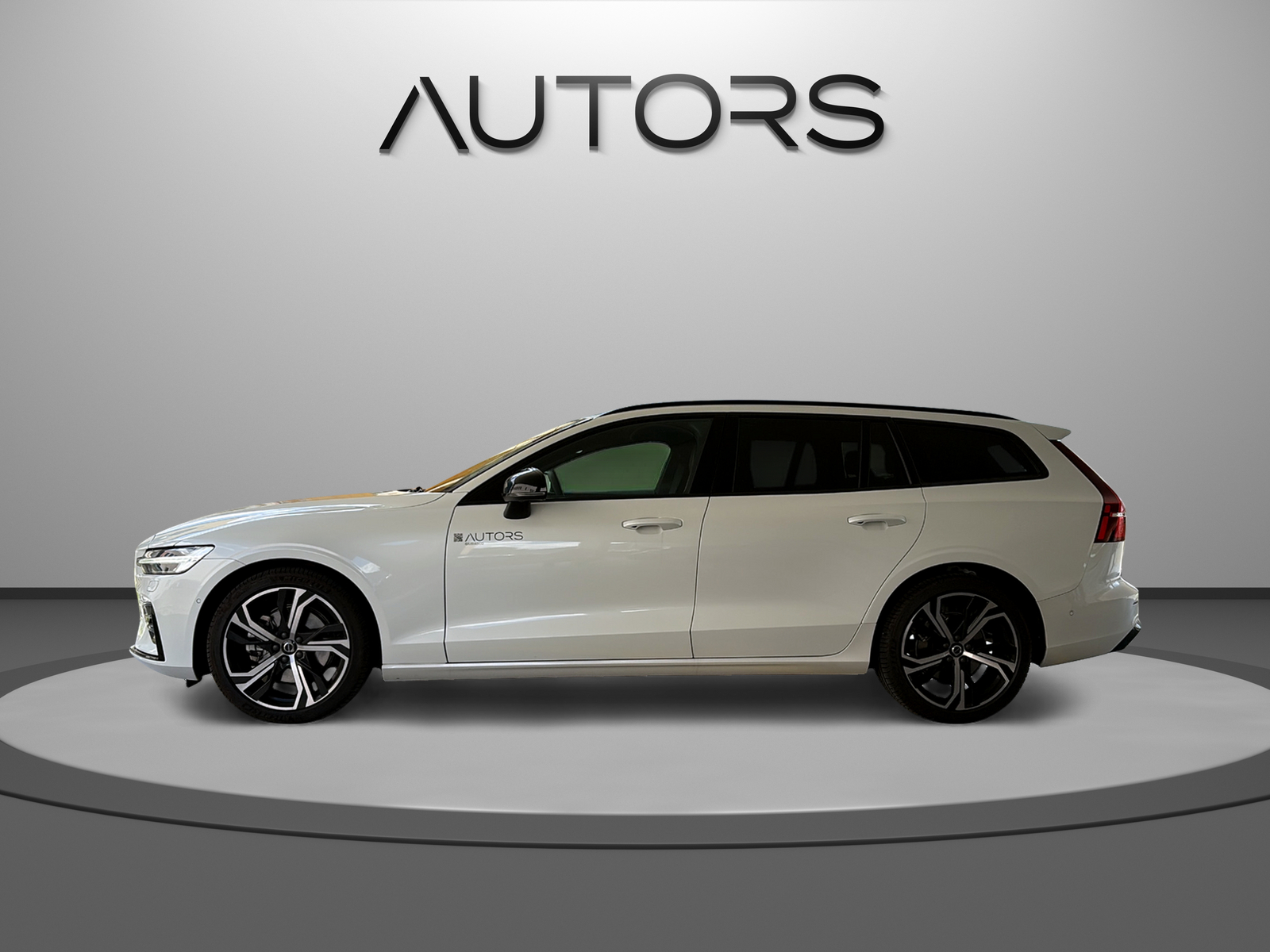 VOLVO V60 B4 Diesel Mild Hybrid Plus Dark Geartronic-showroom-element-3