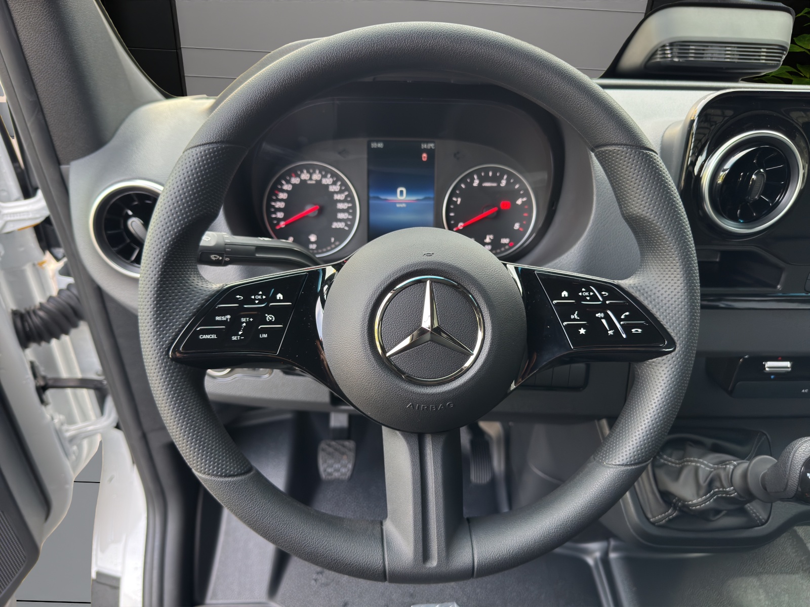 Image MERCEDES-BENZ SPRINTER Sprinter 519 CDI CH Pont Fixe 3T5