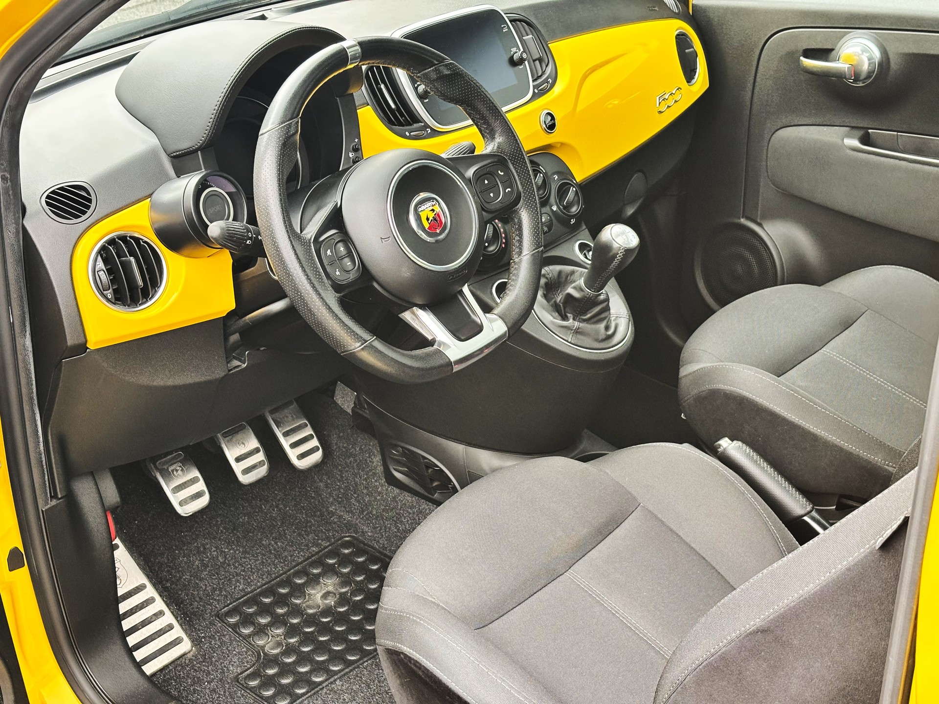FIAT 595 1.4 16V Turbo Abarth-image-10