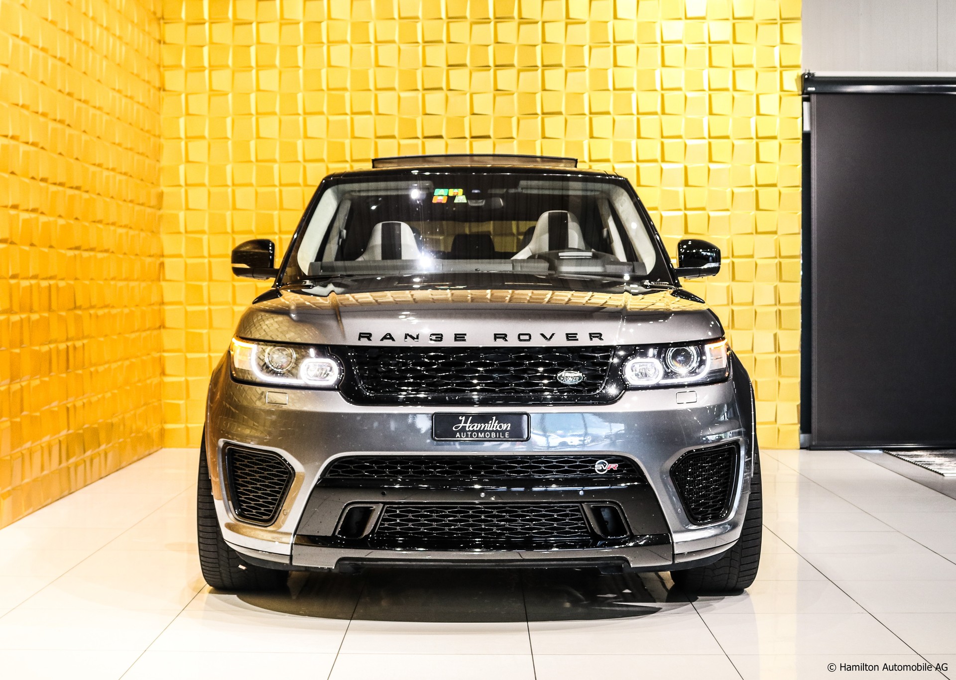 LAND ROVER Range Rover Sport 5.0 V8 SVR *NO OPF*-showroom-element-3