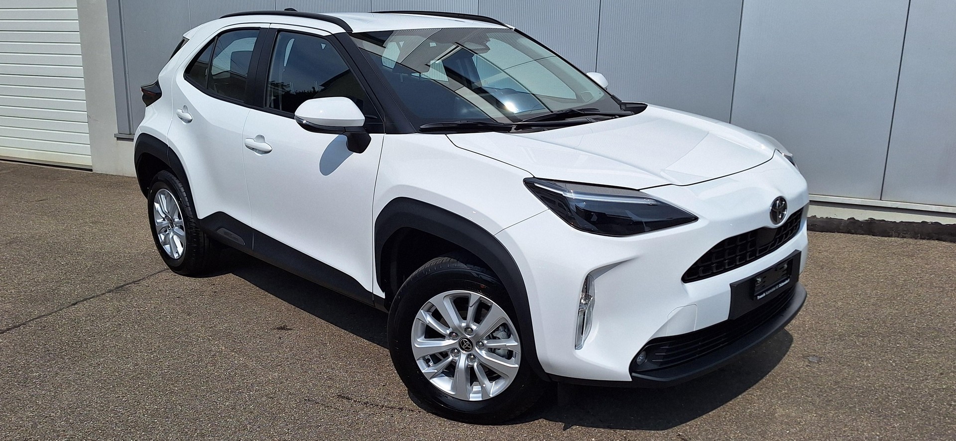 TOYOTA Yaris Cross 1.5 VVT-i HSD Comfort-showroom-element-3