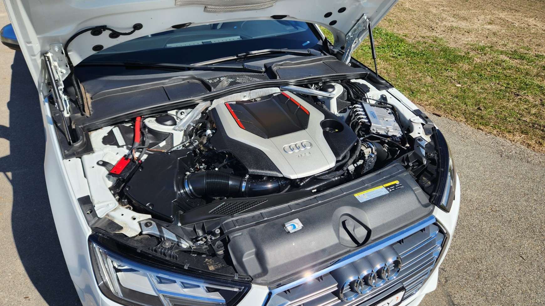 AUDI S4 Avant 3.0 TFSI quattro tiptronic-image-14