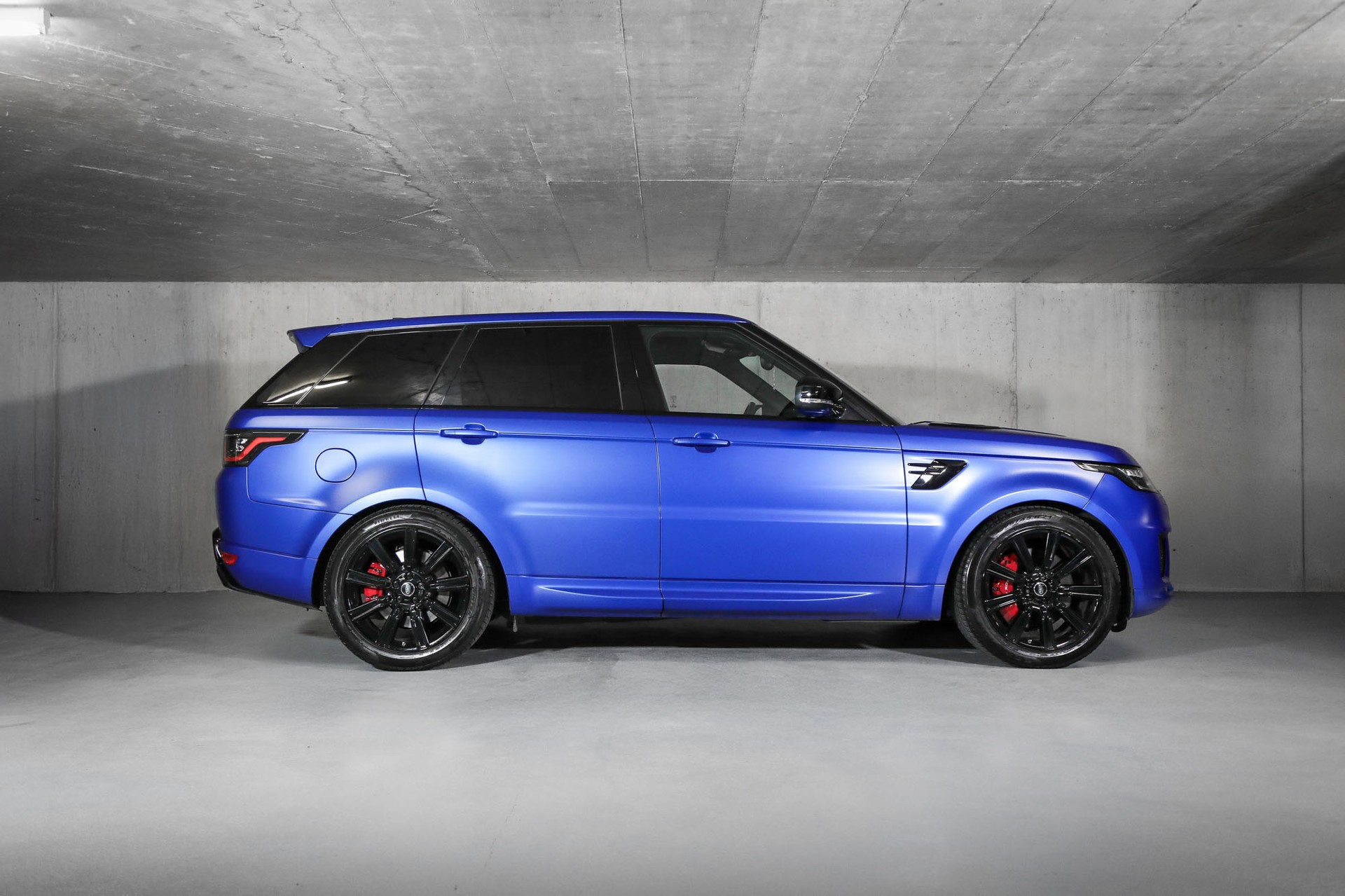 LAND ROVER Range Rover Sport 5.0 V8 S/C HSE Dynamic Automatic-showroom-element-2