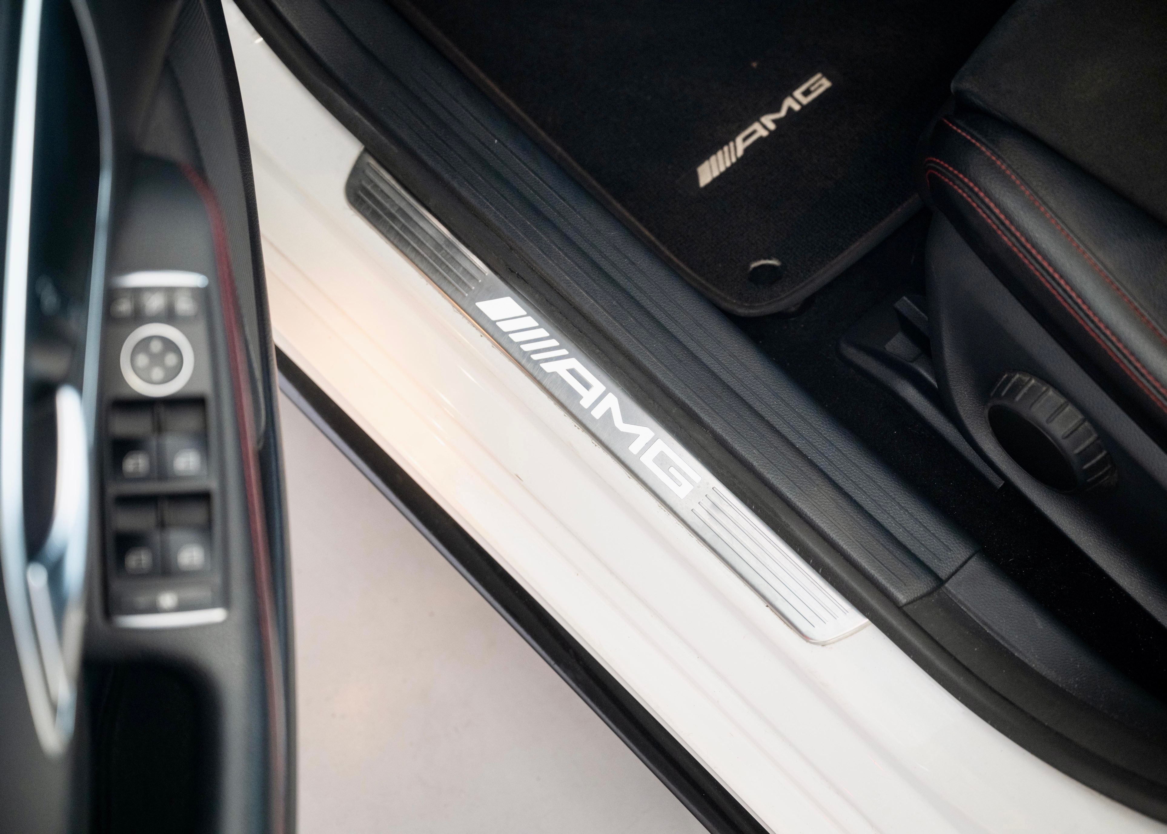 Image MERCEDES-BENZ CLA-45-AMG CLA Shooting Brake 45 AMG 4Matic (Swiss car)