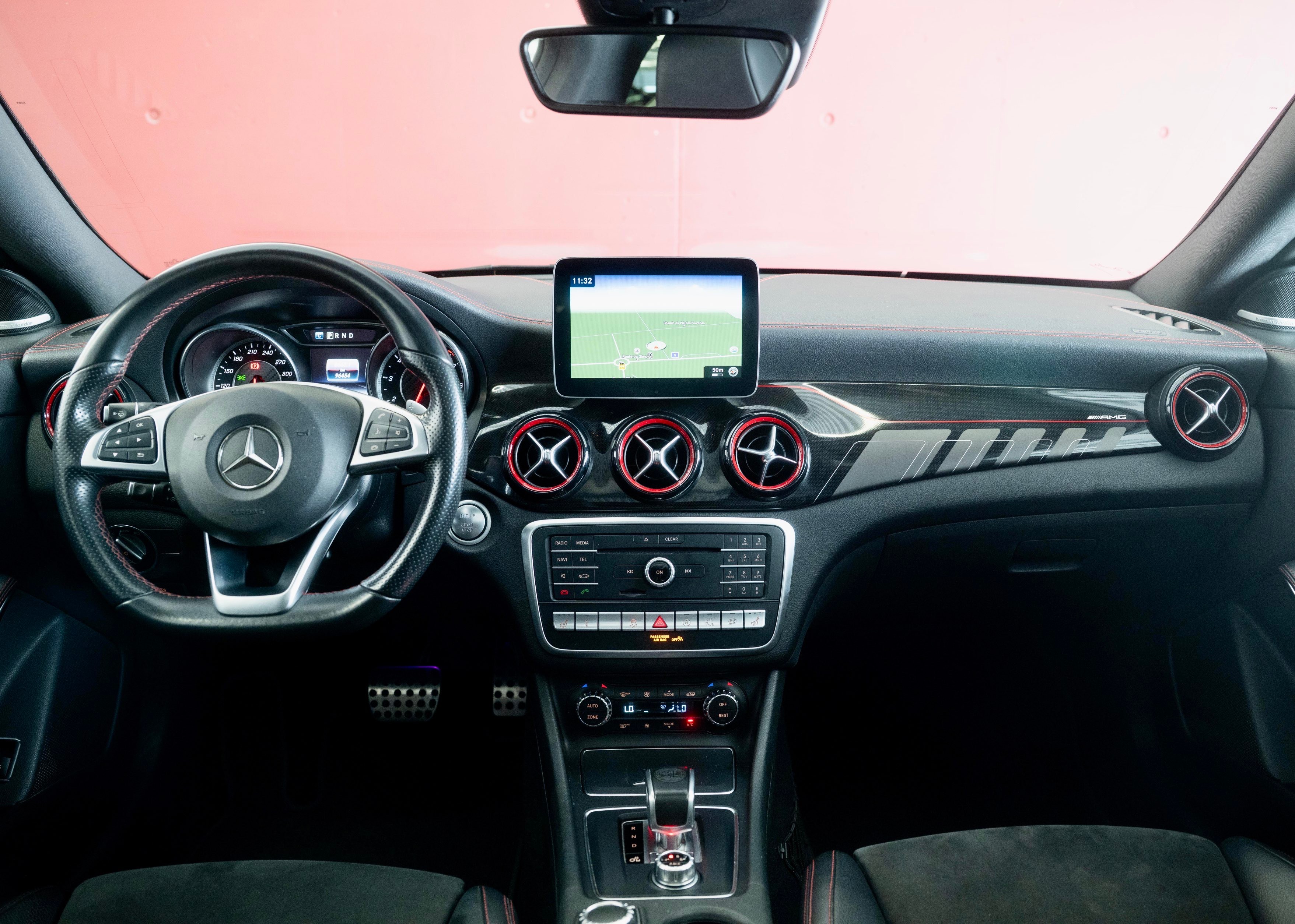 Image MERCEDES-BENZ CLA-45-AMG CLA Shooting Brake 45 AMG 4Matic (Swiss car)