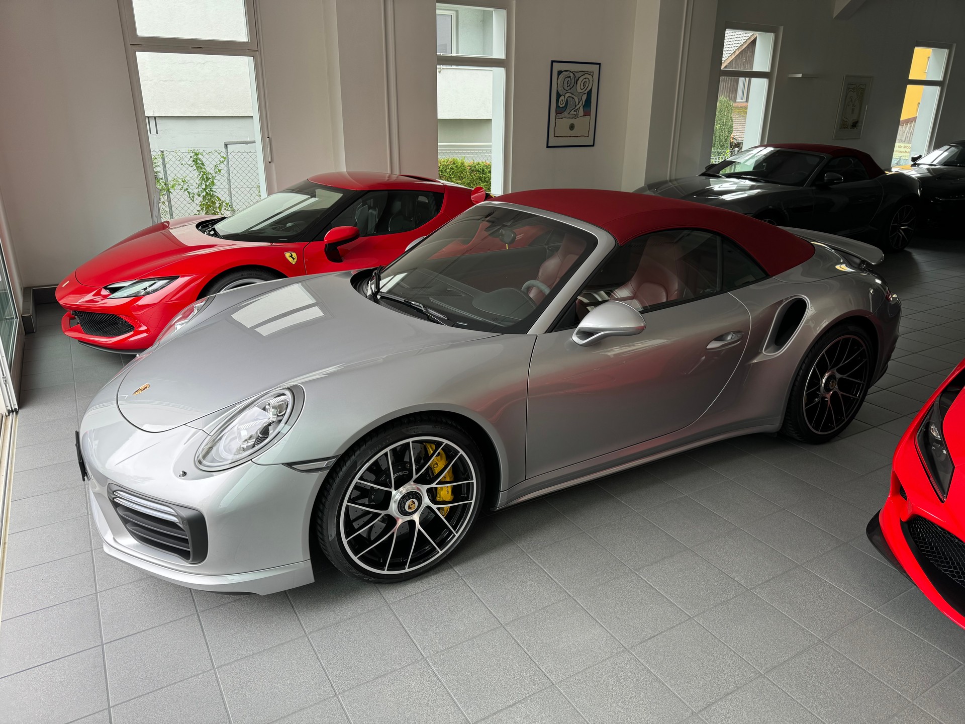 PORSCHE 911 Turbo S Cabrio PDK-image-3