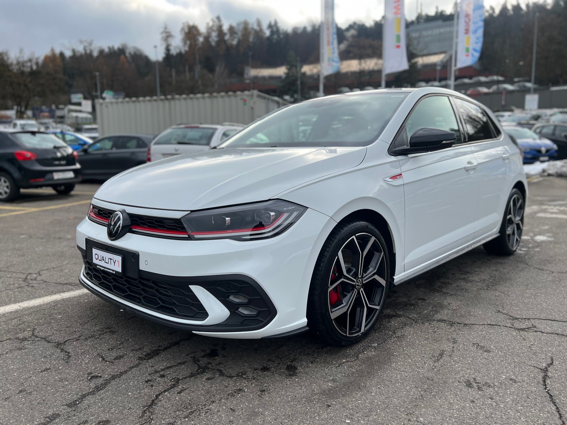 VW Polo 2.0 TSI GTI DSG-showroom-element-2