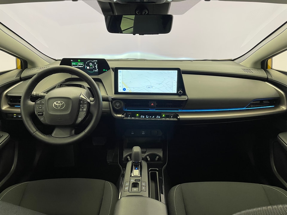 Prius Plug-in Hybrid 2.0 Style