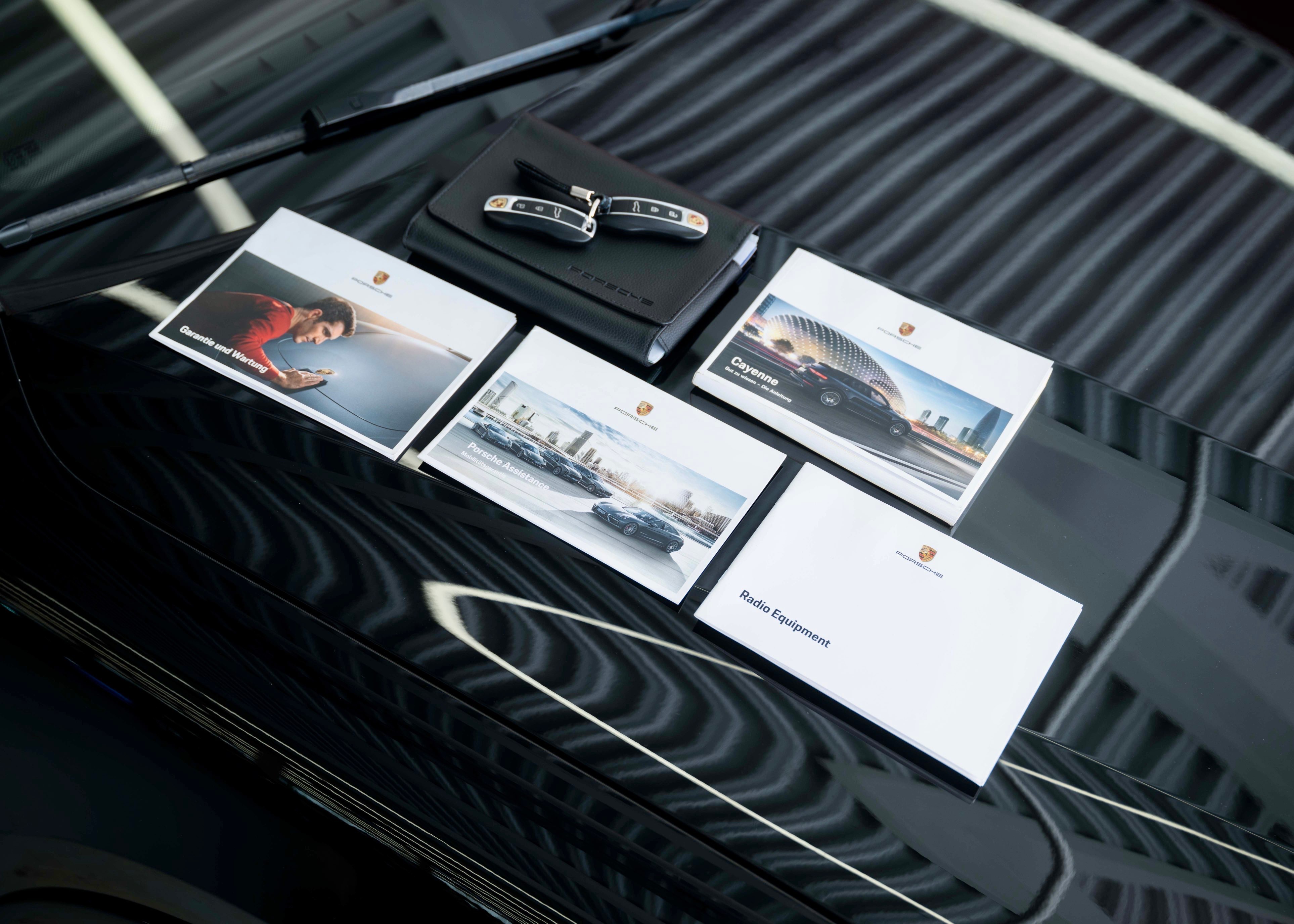 Image PORSCHE CAYENNE Cayenne Turbo Coupé (2nd hand, full Porsche history)