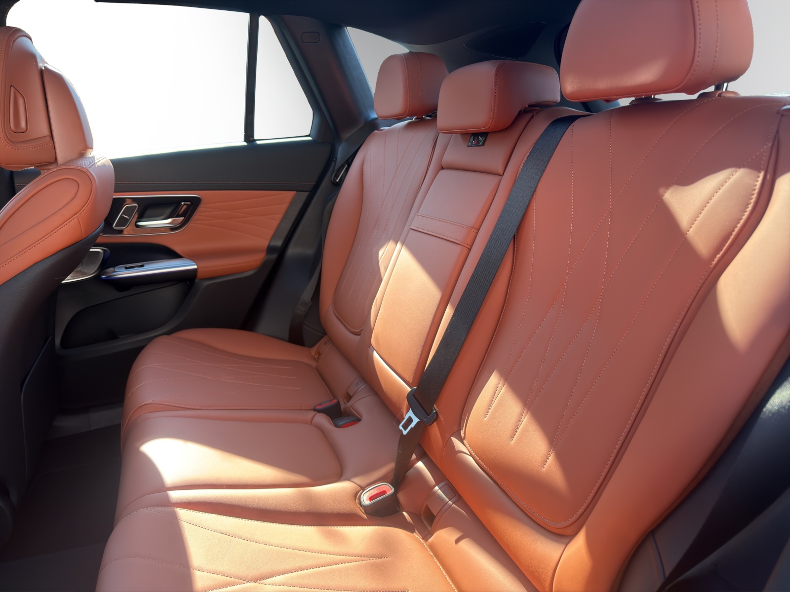 Image MERCEDES-BENZ GLC-400 GLC 400 e 4Matic EQ Star 9G-Tronic