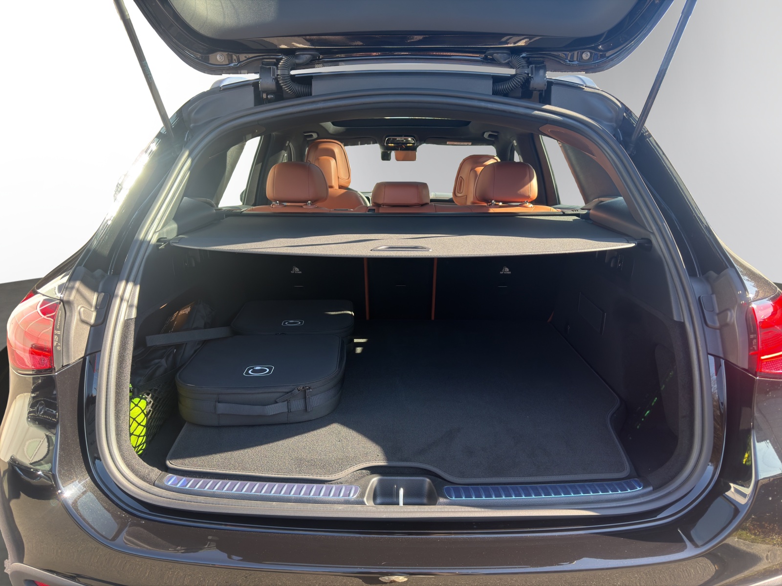 Image MERCEDES-BENZ GLC-400 GLC 400 e 4Matic EQ Star 9G-Tronic