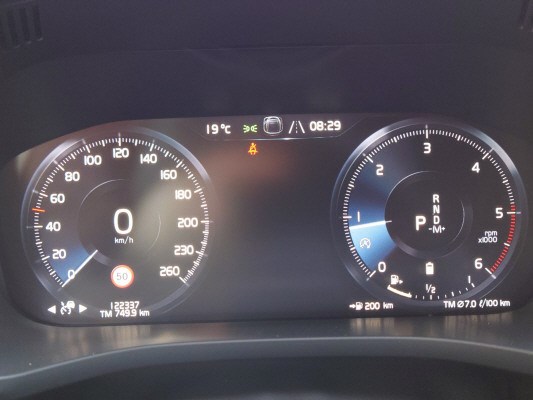 VOLVO XC60 B4 D AWD R-Design-image-10