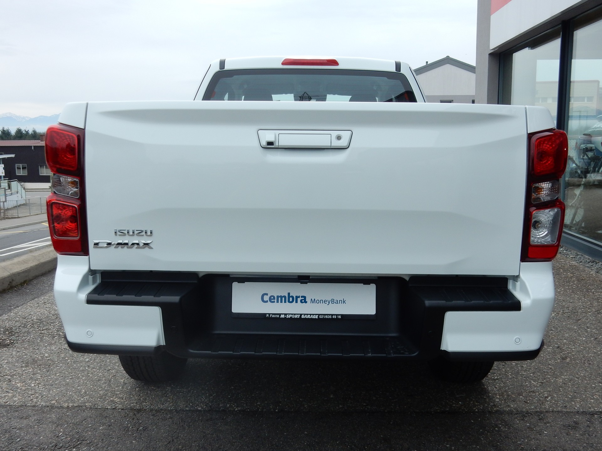 ISUZU D-MAX 1.9 SpaceCab N60BB+ 4x4 AT-showroom-element-3