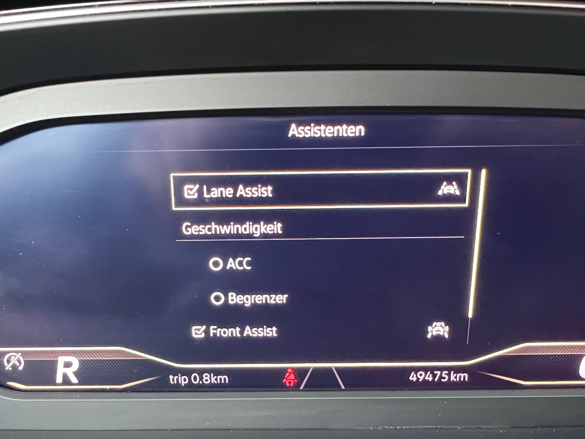 VW Passat Variant 2.0 TSI R-Line 4Motion DSG-image-16