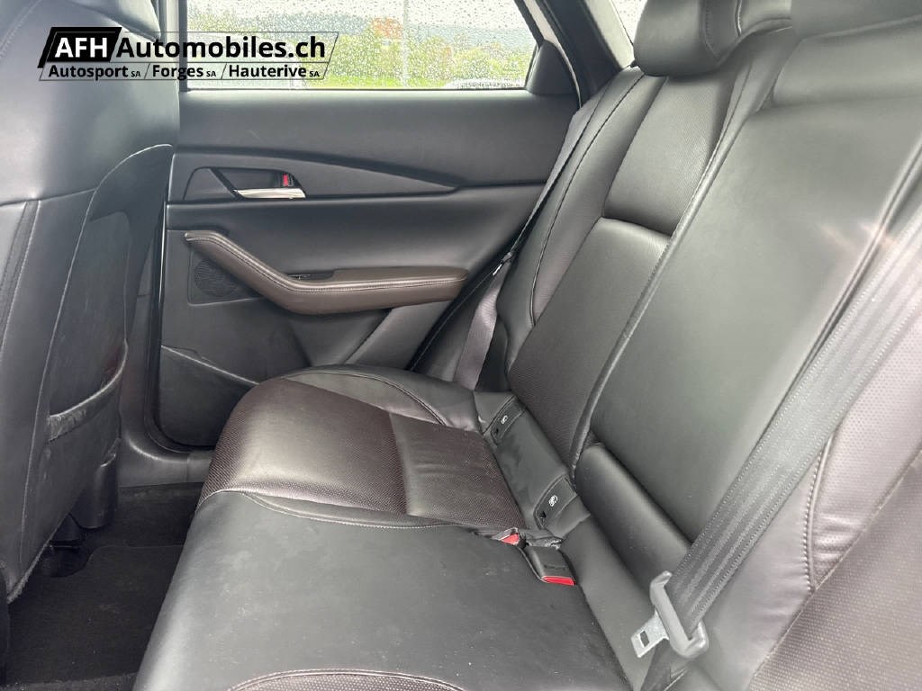 MAZDA CX-30 2.0 180 Revolution AWD-image-14