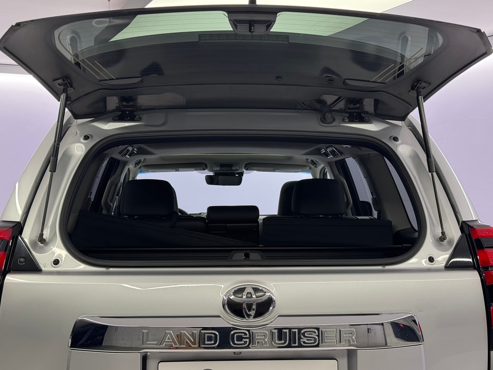 Land Cruiser 2.8 D 200 Style AWD