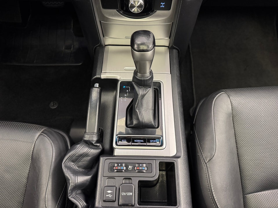 Land Cruiser 2.8 D 200 Style AWD