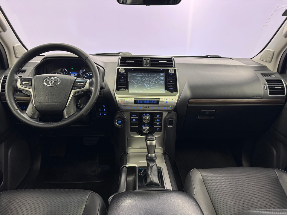 Land Cruiser 2.8 D 200 Style AWD