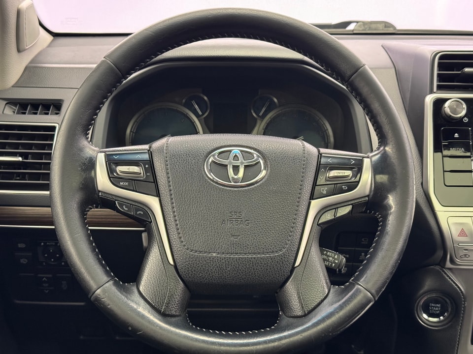 Land Cruiser 2.8 D 200 Style AWD