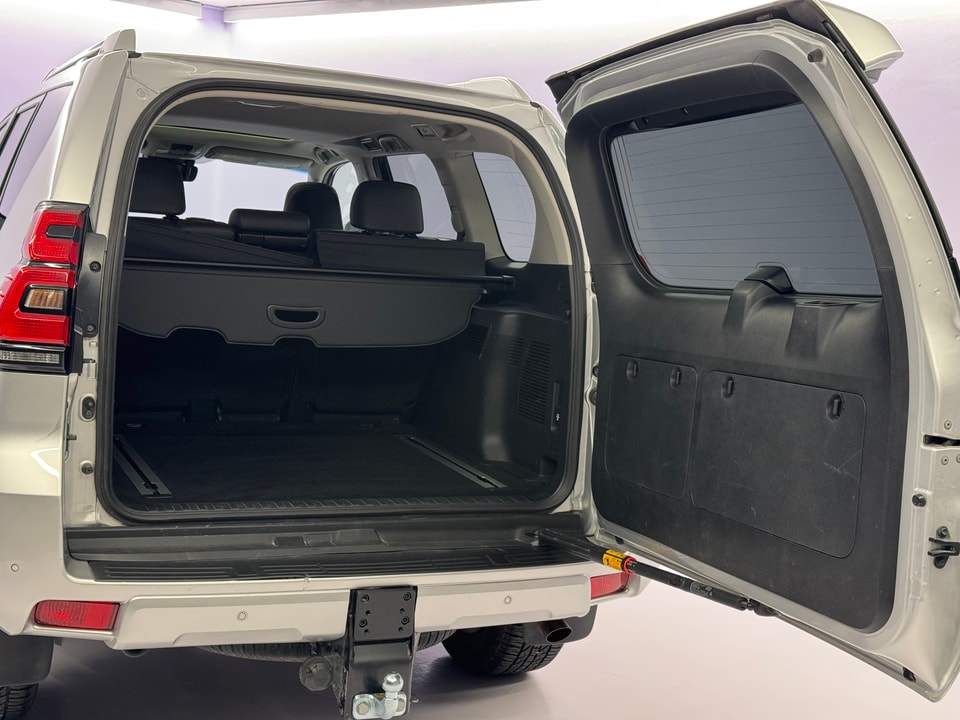 Land Cruiser 2.8 D 200 Style AWD