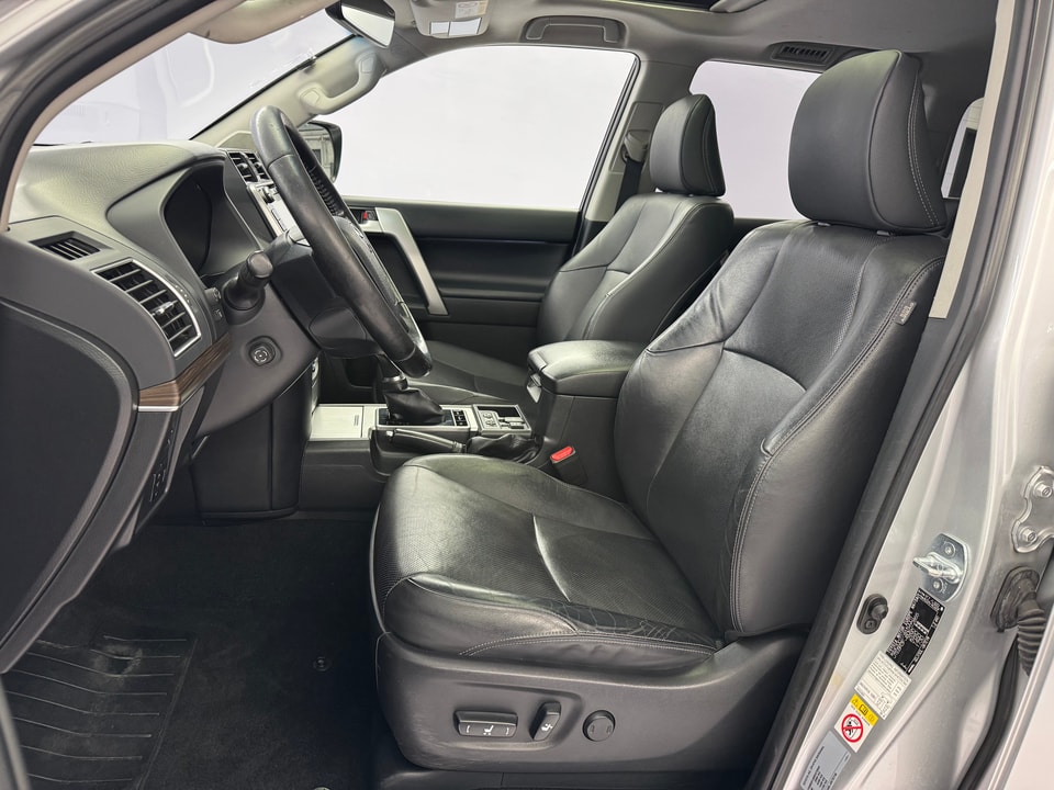 Land Cruiser 2.8 D 200 Style AWD