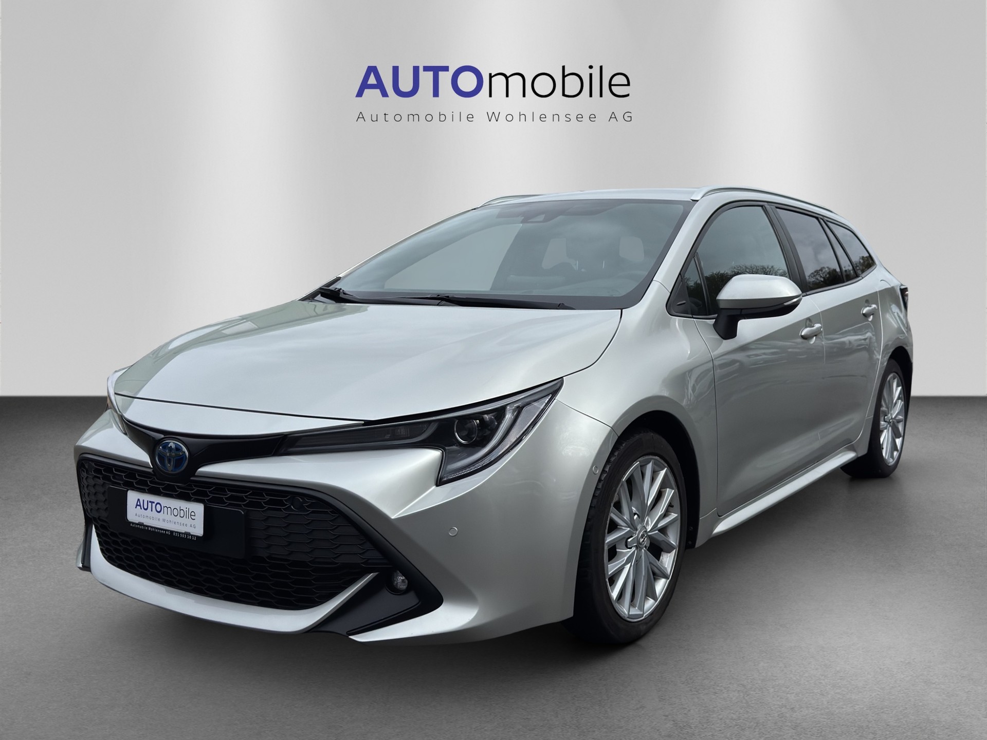 TOYOTA Corolla Touring Sports 2.0 HSD Trend e-CVT-showroom-element-1