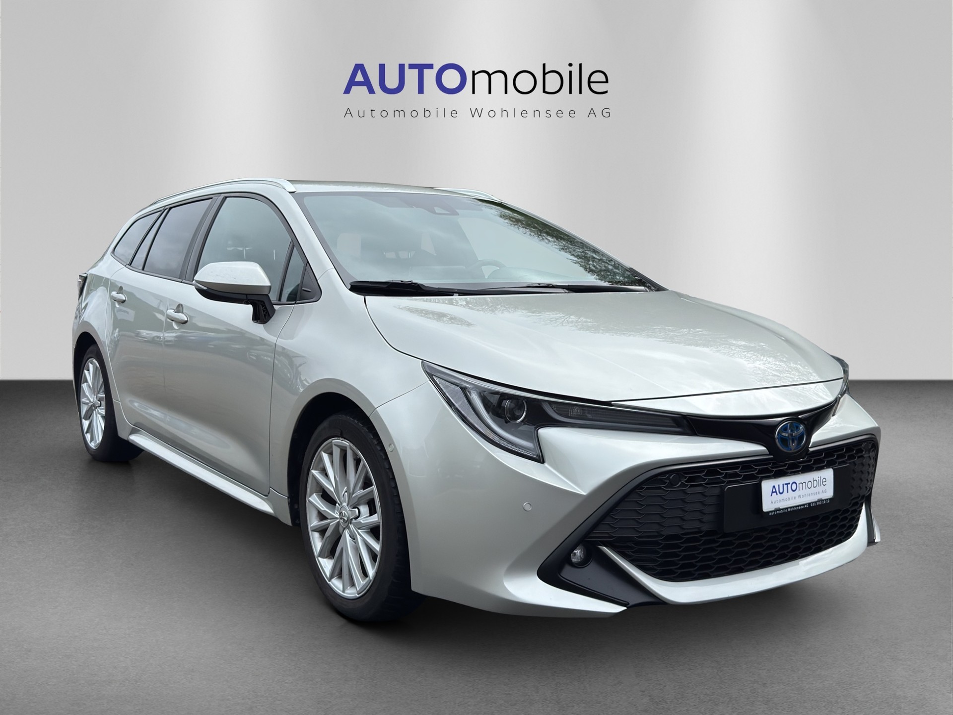 TOYOTA Corolla Touring Sports 2.0 HSD Trend e-CVT-showroom-element-3