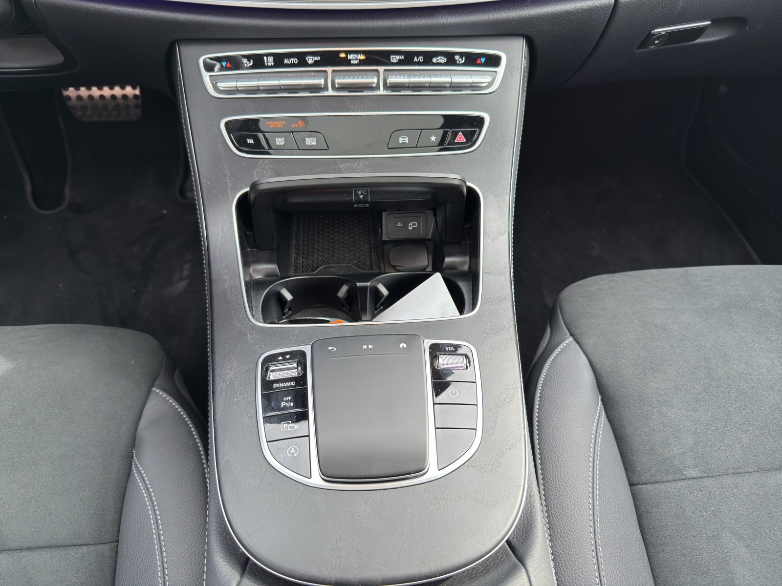 Image MERCEDES-BENZ E-220 E 220 d 4Matic 9G-Tronic