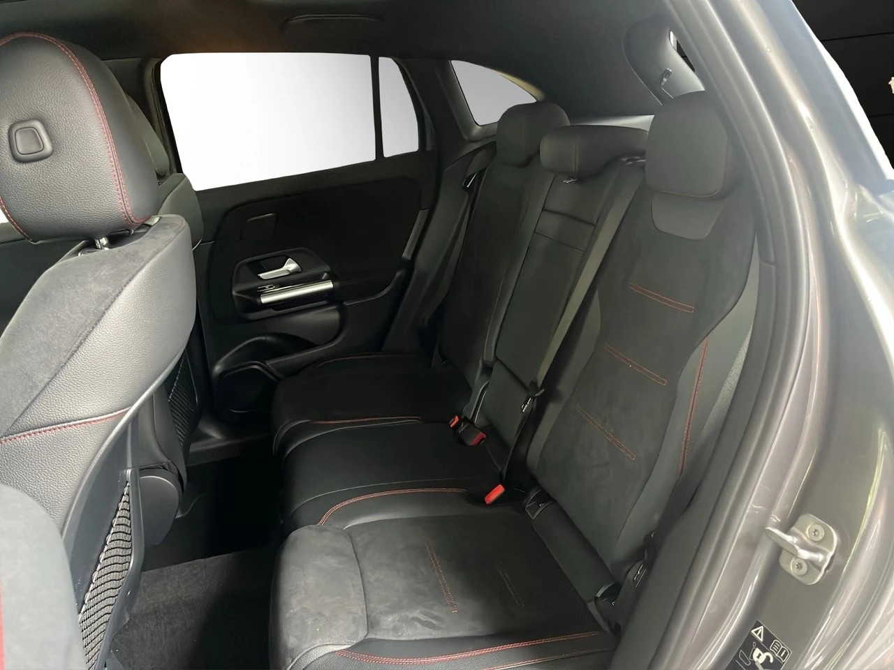 Image MERCEDES-BENZ GLA-220 GLA 220 4Matic 8G-DCT