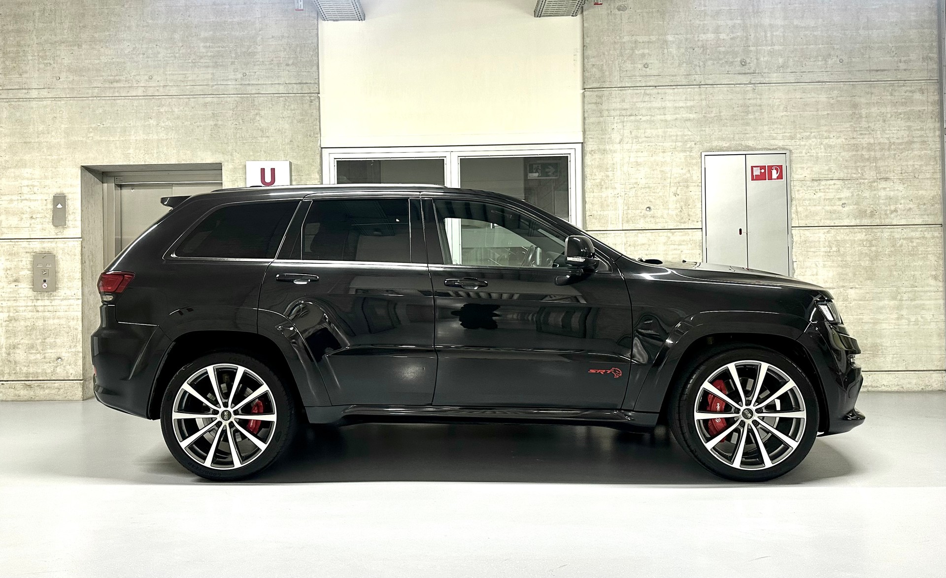JEEP Grand Cherokee 6.4 V8 HEMI SRT8 Red Vapor Aut.-image-4