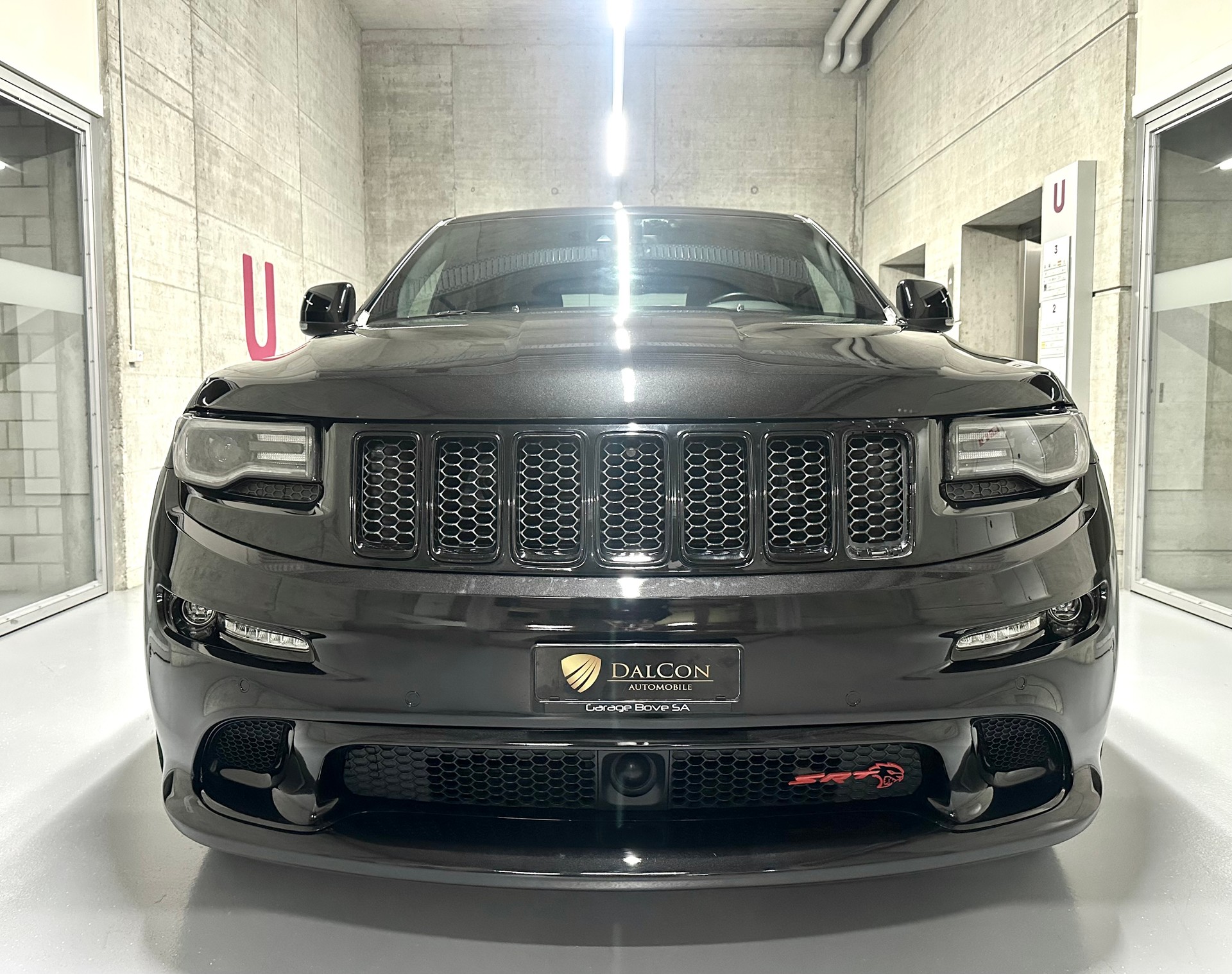 JEEP Grand Cherokee 6.4 V8 HEMI SRT8 Red Vapor Aut.-image-5