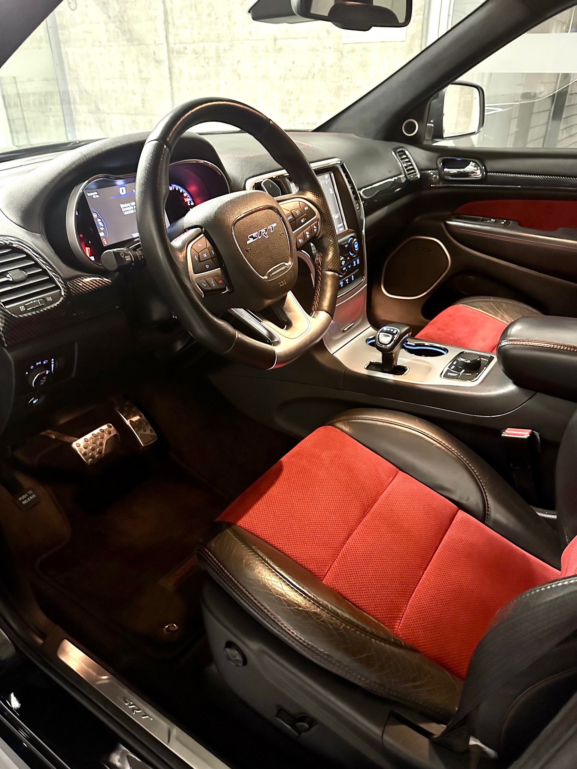 JEEP Grand Cherokee 6.4 V8 HEMI SRT8 Red Vapor Aut.-image-10