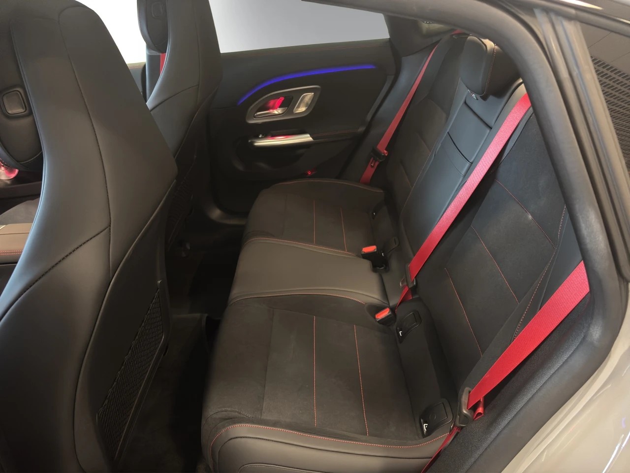 Image MERCEDES-BENZ CLA-350 CLA 350 4 Matic 85 kWh EQ