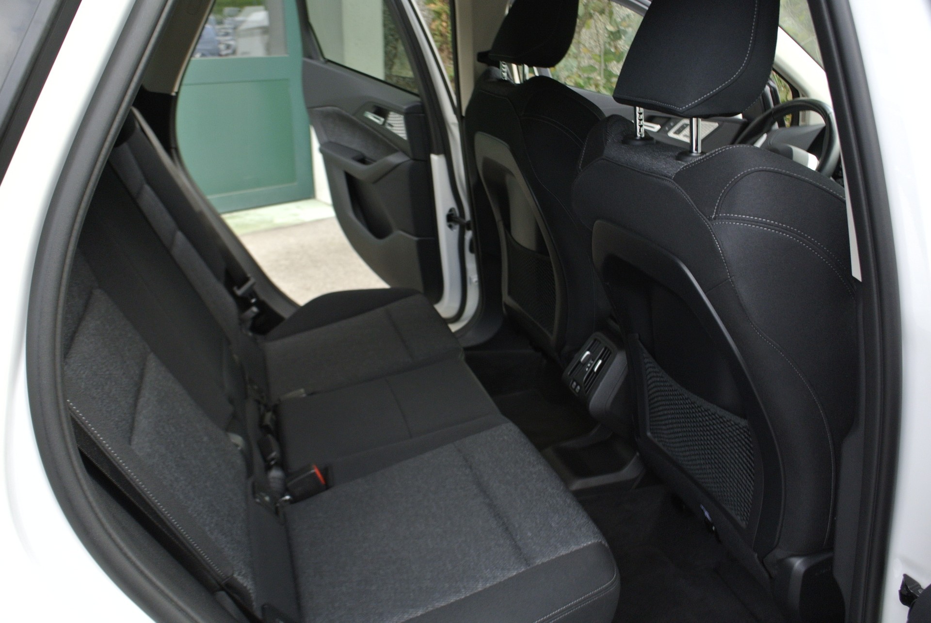BMW 218i Active Tourer DKG-image-20