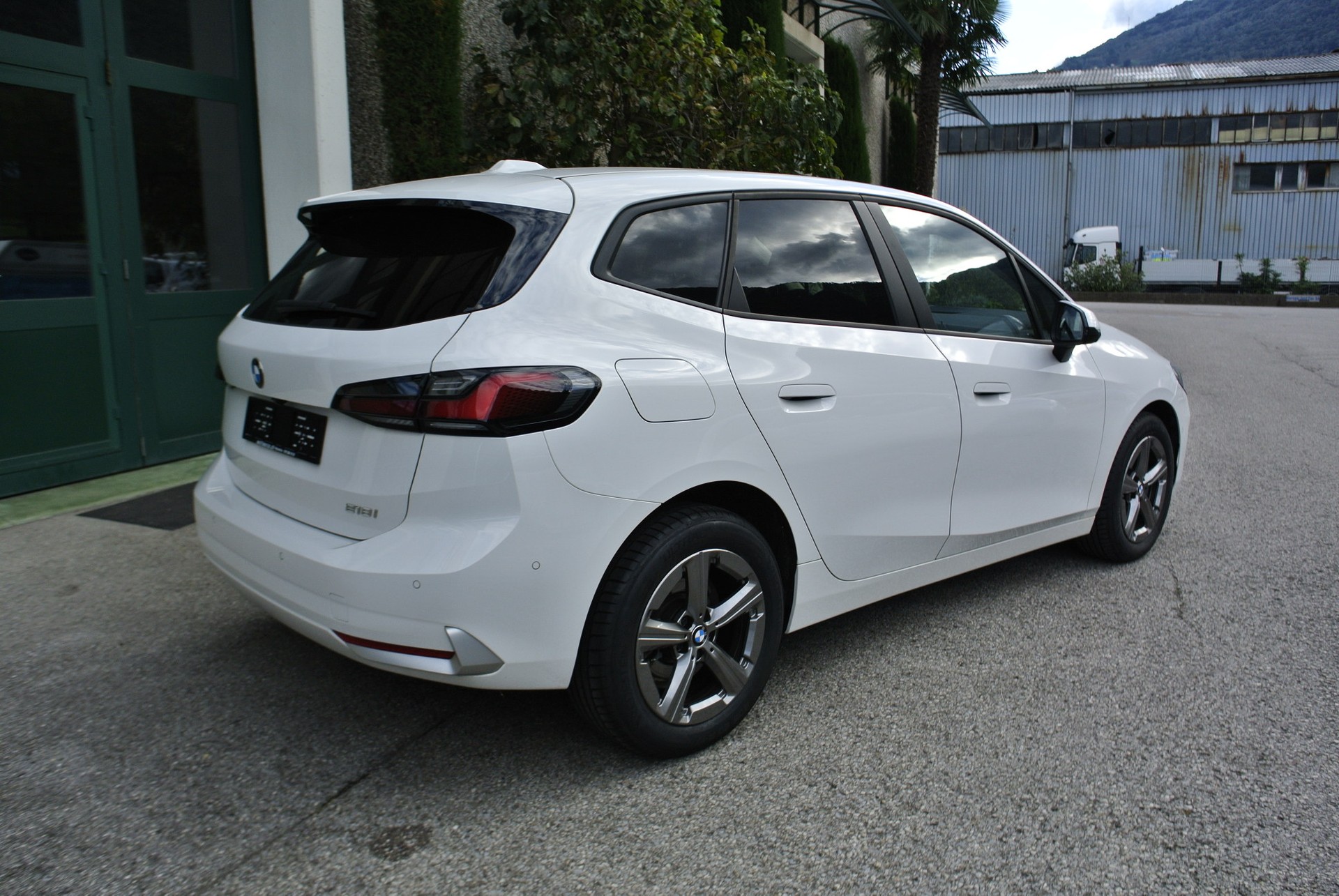 BMW 218i Active Tourer DKG-image-6